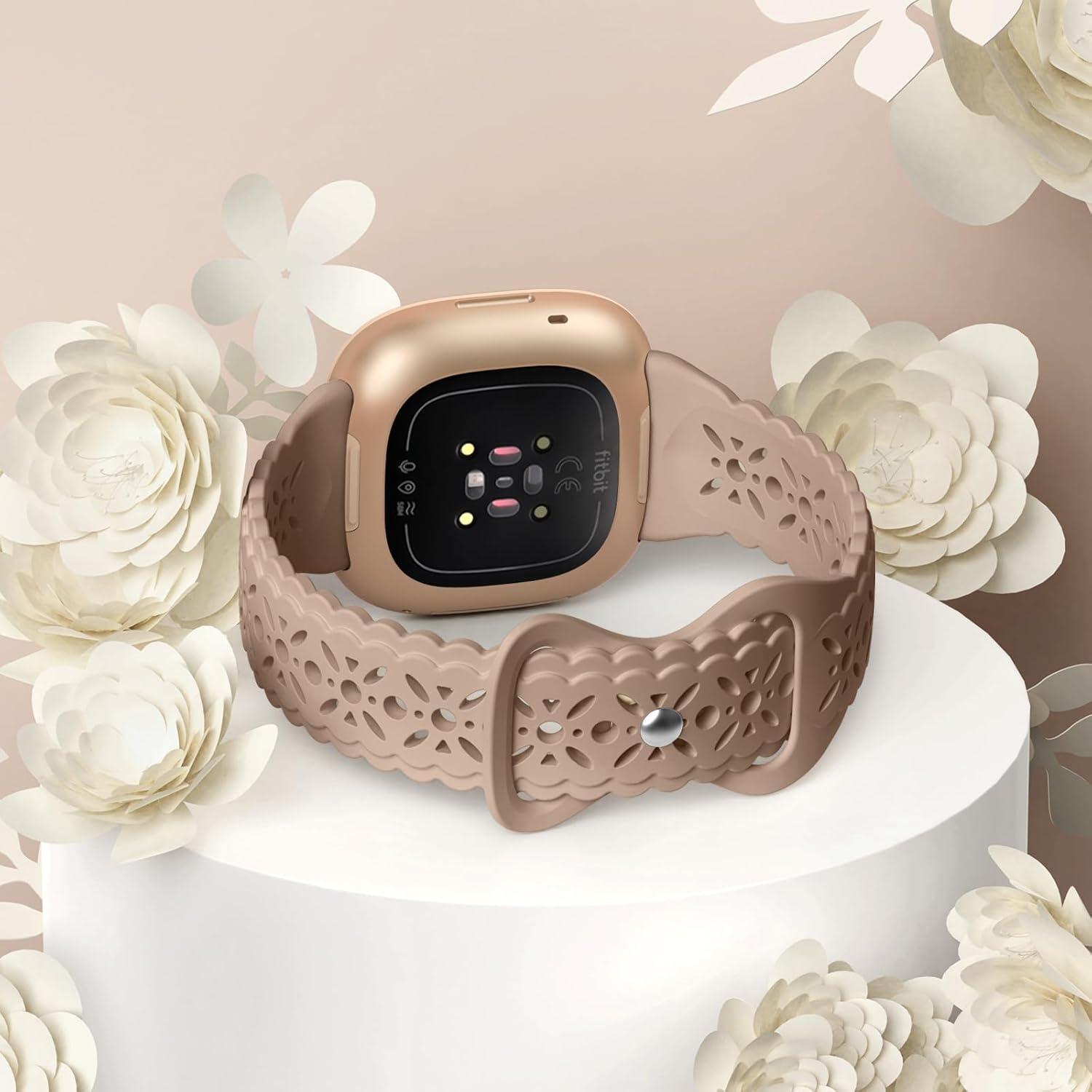 Dirrelo Paquete de 4 correas de silicona de encaje compatibles con Fitbit SenseFitbit Versa 3 bandas mujeresFitbit Versa 4 bandasSense 2 bandas,