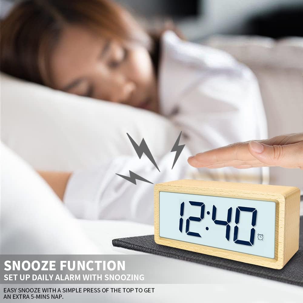 everwood Relojes despertadores digitales de madera para dormitorios con función de repetición LCD de gran número, batería de reserva operada