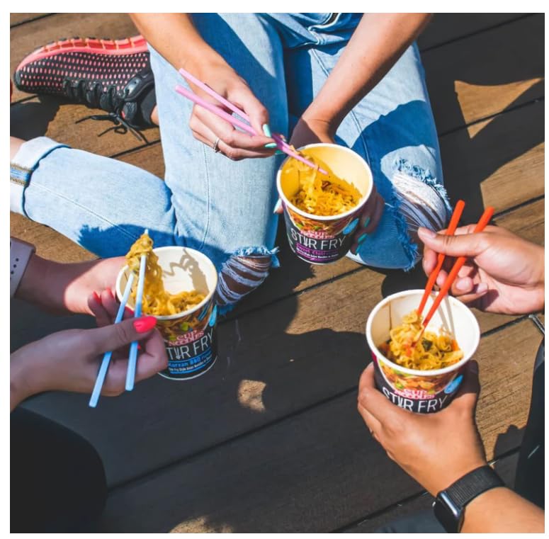 Fideos salteados, fideos salteados en salsa + King Combo código QR (Teryiaki pollo y arroz con fideos (1 unidad)