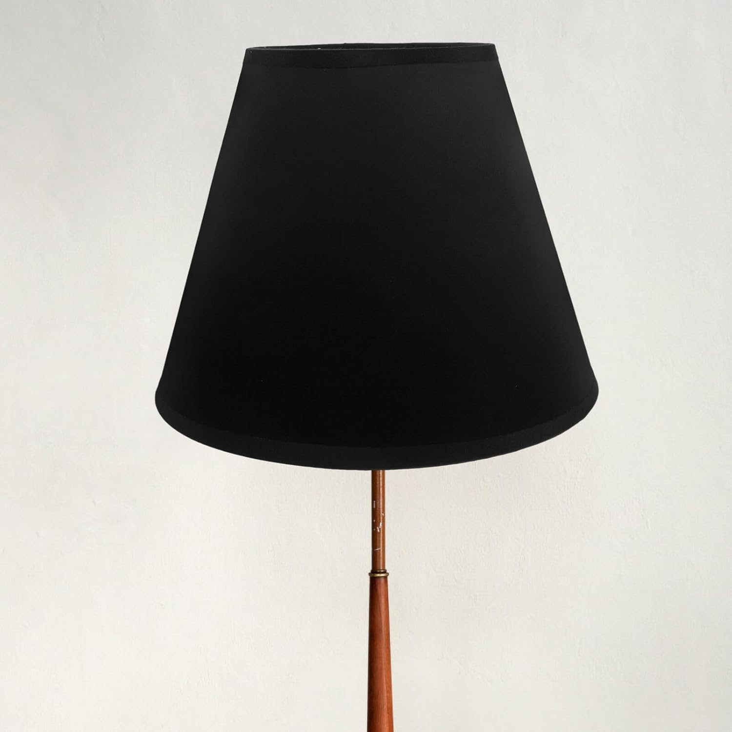 Beaupretty Pantalla de tela de barril Pantalla de tela Cubierta de lámpara decorativa de reemplazo para lámpara de mesa Lámpara de pie E27E14 Negro