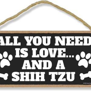 Honey Dew Gifts, All You Need is Love and a Shih Tzu, divertida decoración de madera para el hogar para los amantes de los perros y las mascotas, Honey Dew Gifts, All You Need is Love and a Shih Tzu, divertida decoración de madera para el hogar para los amantes de los perros y las mascotas,