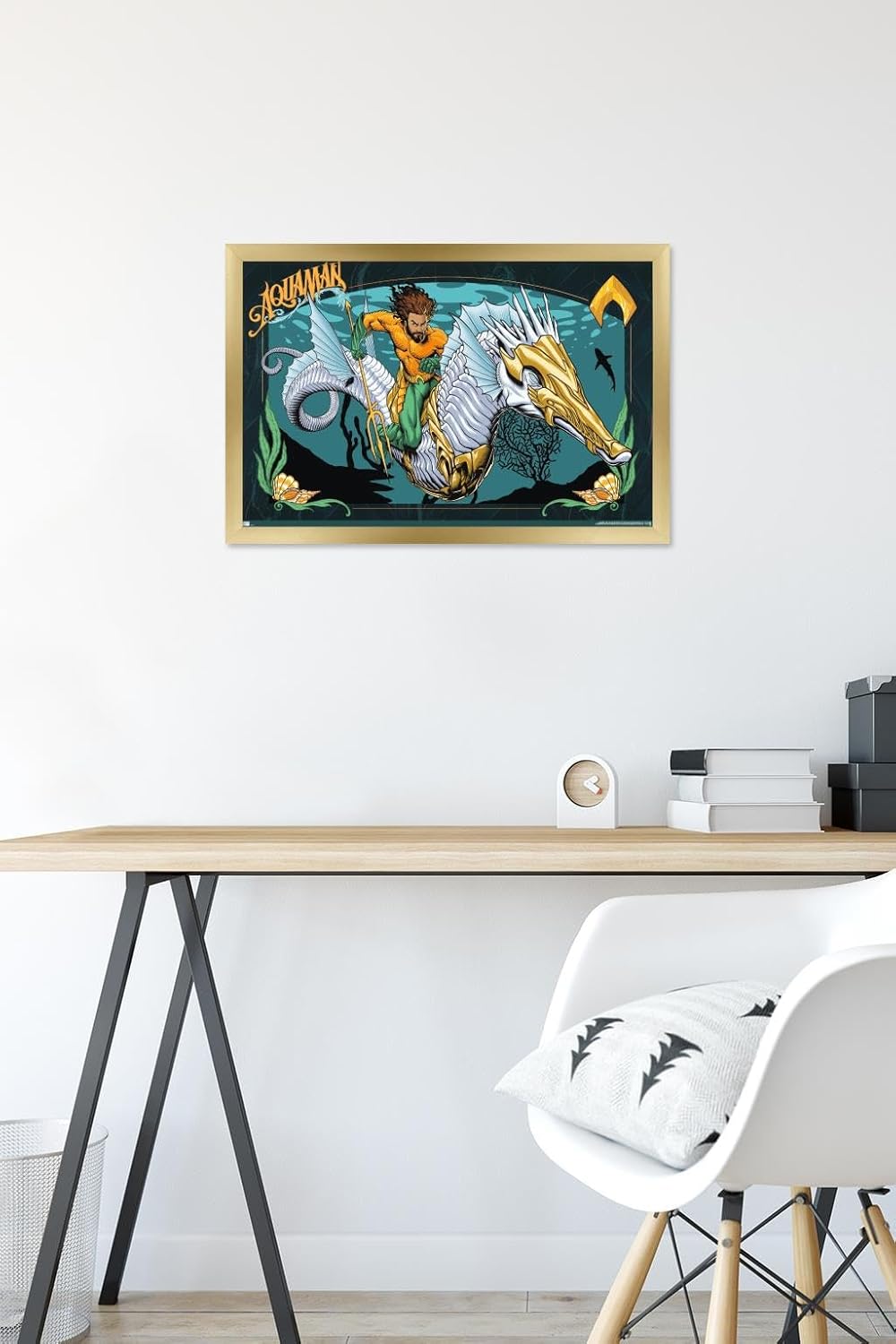 Trends International DC Comics Movie Aquaman y el Reino Perdido – Póster de pared con ilustración de Aquaman, 14.72 x 22.37 pulgadas, versión