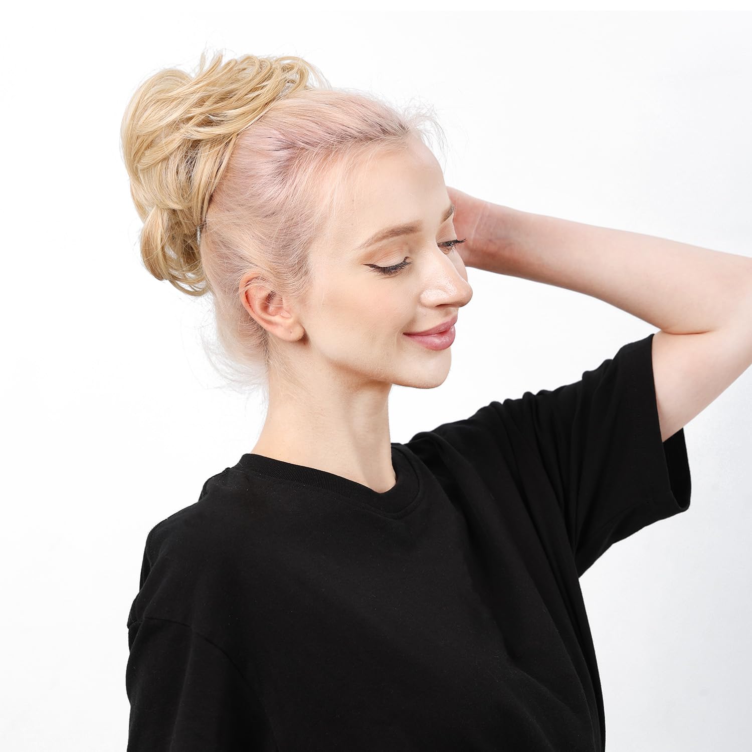 DAYCEN Moño desordenado de fibra sintética resistente al calor, moño rizado alrededor de extensiones de cabello (pimienta salada)