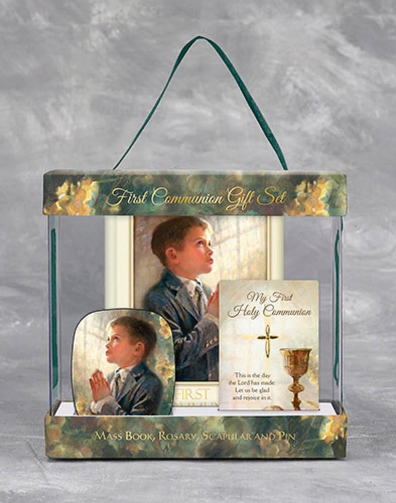 Set de regalo de primera comunión para niño, diseñado por Kathy Fincher