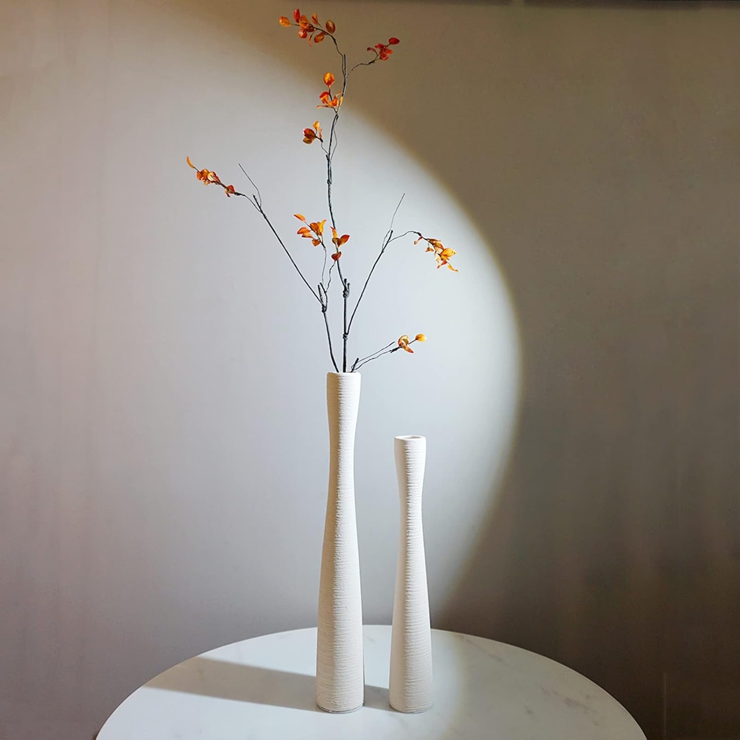 Florero de cerámica blanco, jarrón alto delgado de 16 pulgadas para decoración, jarrón de hierba de las pampas, jarrón cepillado hecho a mano para