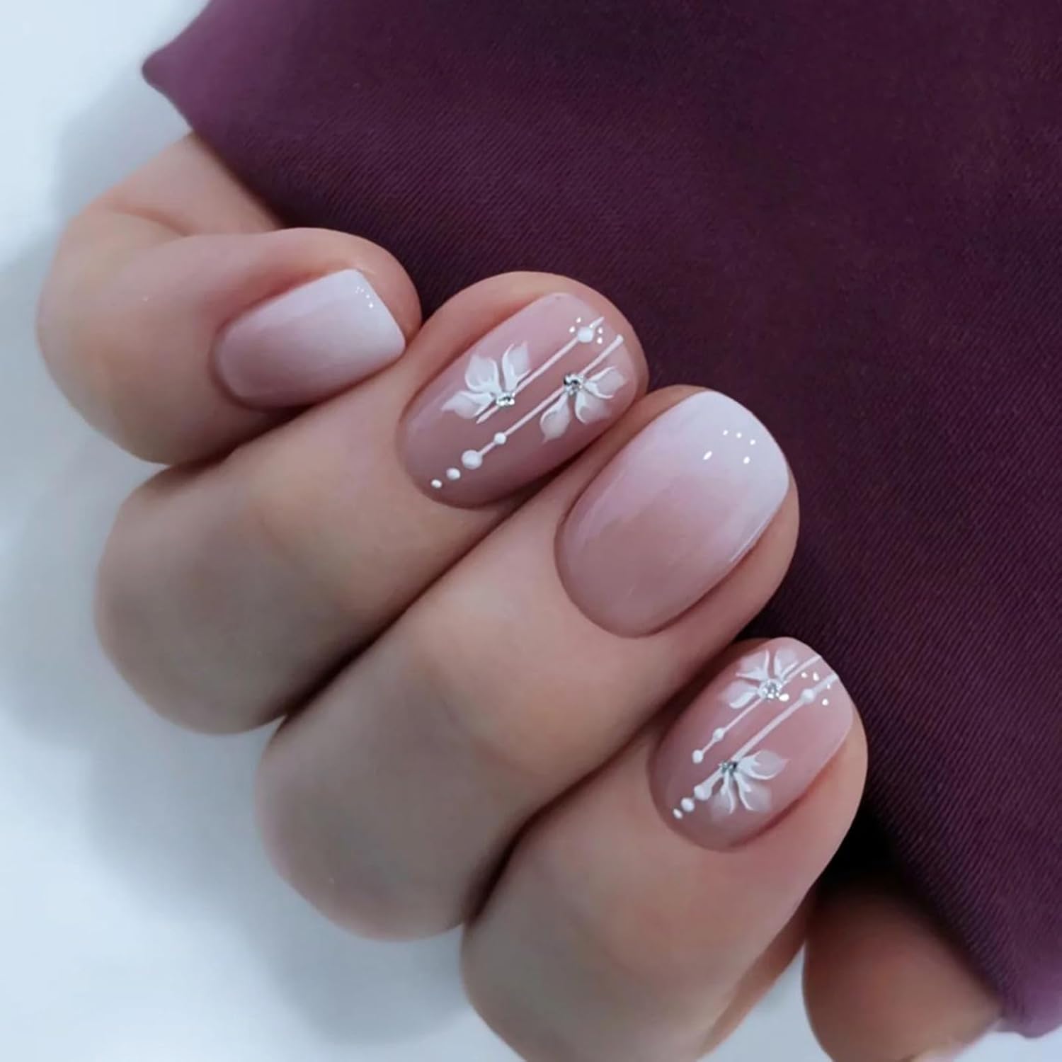 24 uñas cortas a presión, uñas postizas rosas, uñas acrílicas de forma cuadrada con diseños de flores, uñas postizas degradadas, uñas postizas de