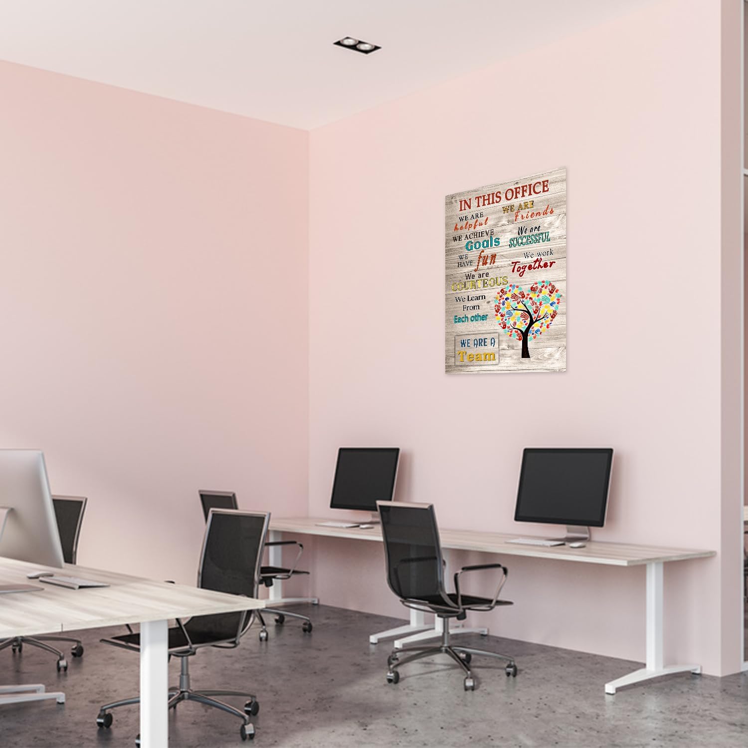 WHAOMIOT Póster inspirador para pared, decoración de pared positiva de oficina, lienzo impreso con texto en inglés In This Office We Are A Team, las