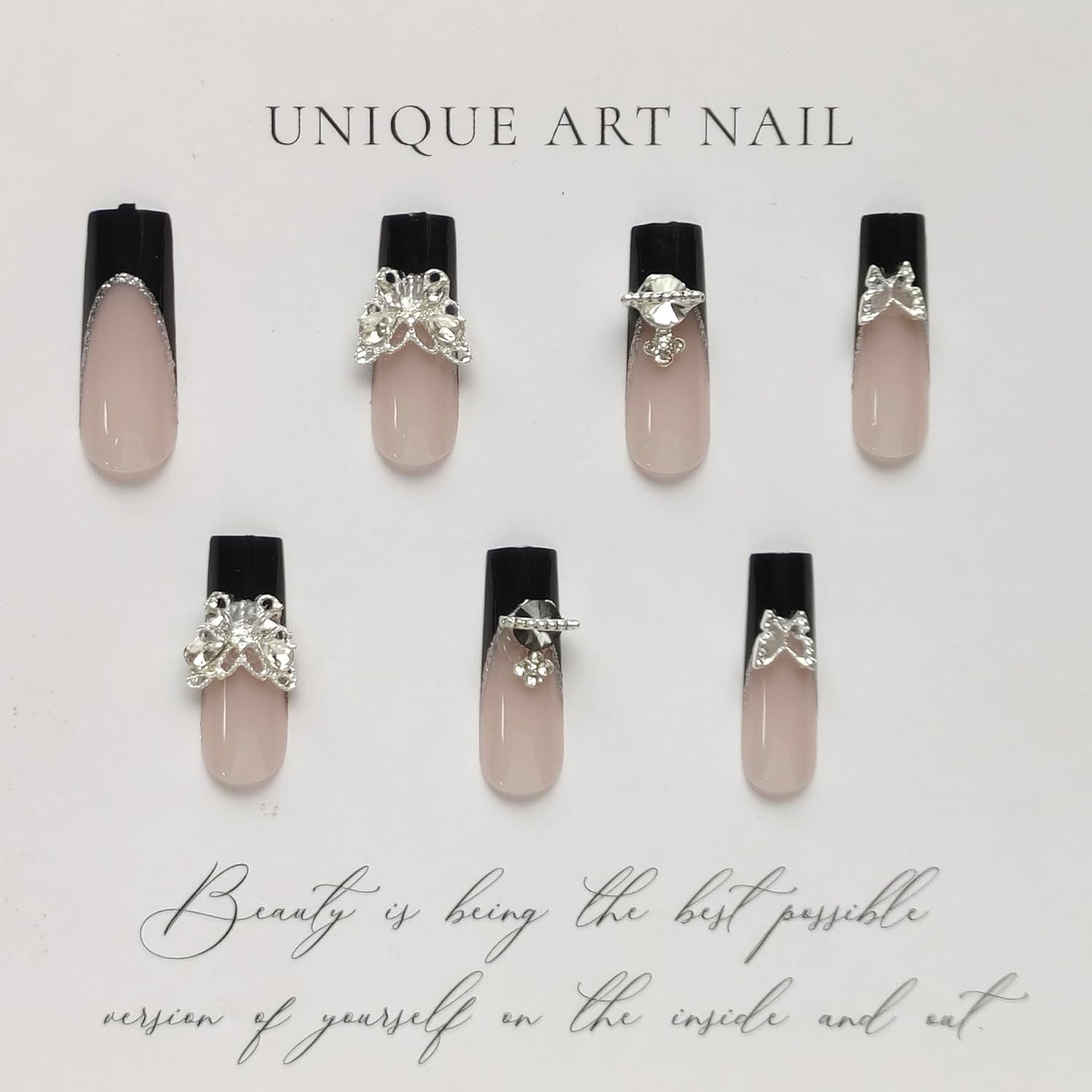 Uñas largas a presión con punta francesa, uñas postizas con dije de diamantes de imitación, uñas largas con diseños de mariposa y planetas, uñas