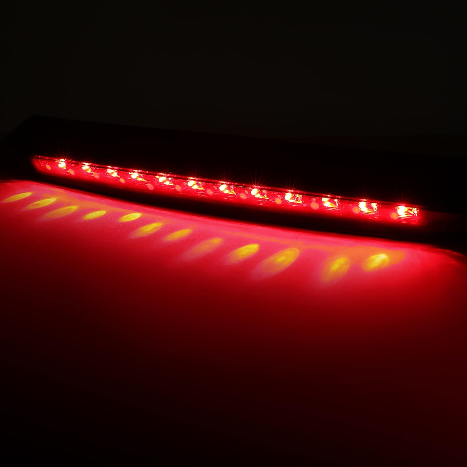 HECASA Tercera luz de freno LED 3 compatible con Ford Mustang 1999-2004 Centro de techo trasero de montaje alto, lámpara trasera con lente ahumada
