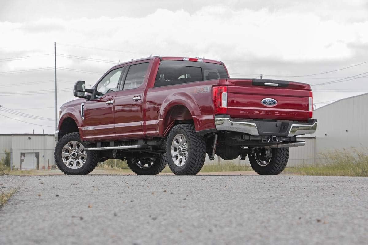 Rough Country Kit de elevación de 3 pulgadas para Ford F-250 Super Duty 2017-2022  Diesel – 50221
