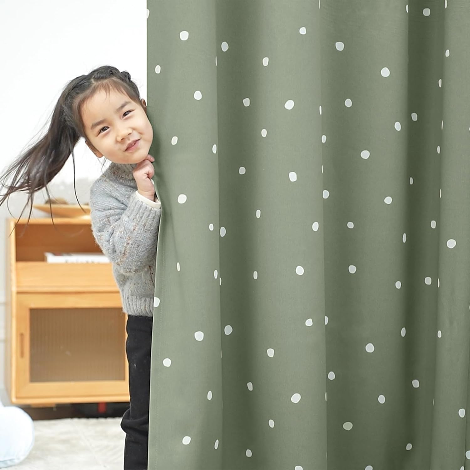 jinchan Cortinas opacas para dormitorio de niños, con aislamiento térmico para oscurecer la habitación, con ojales en la parte superior, para sala
