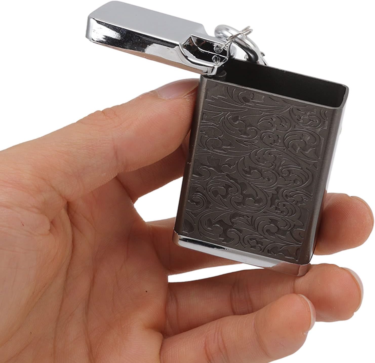 Caja de ceniza de cigarrillos en relieve Patrón de aleación de aluminio Cenicero de bolsillo (negro)