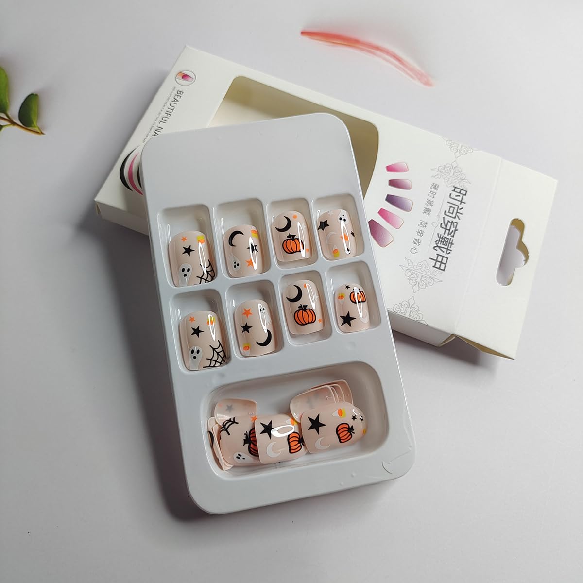 Uñas postizas a presión de Halloween, lindas uñas postizas de fantasma, con diseños de calabaza, luna, estrella, fantasma, cuadradas, uñas adhesivas