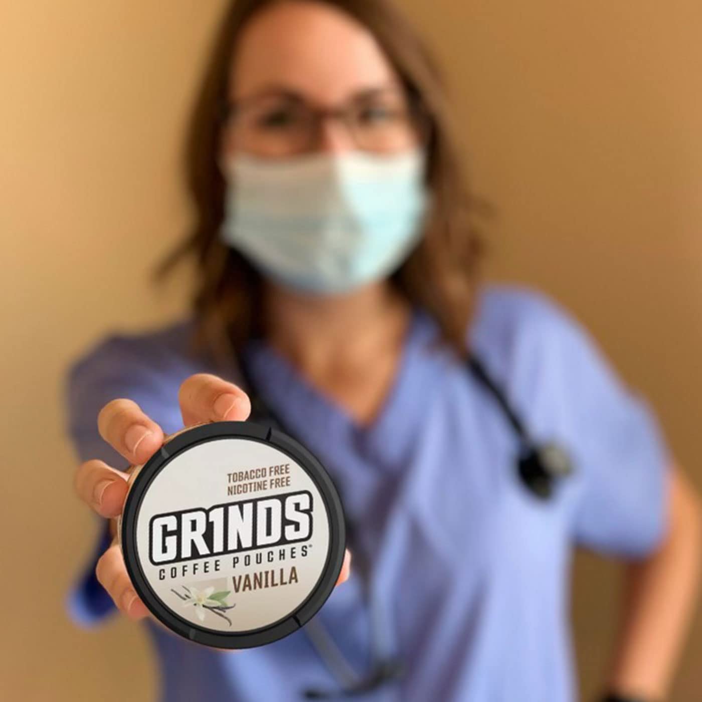 Bolsas de café Grinds  3 latas de vainilla  Sin tabaco, sin nicotina alternativa saludable  18 bolsas por lata