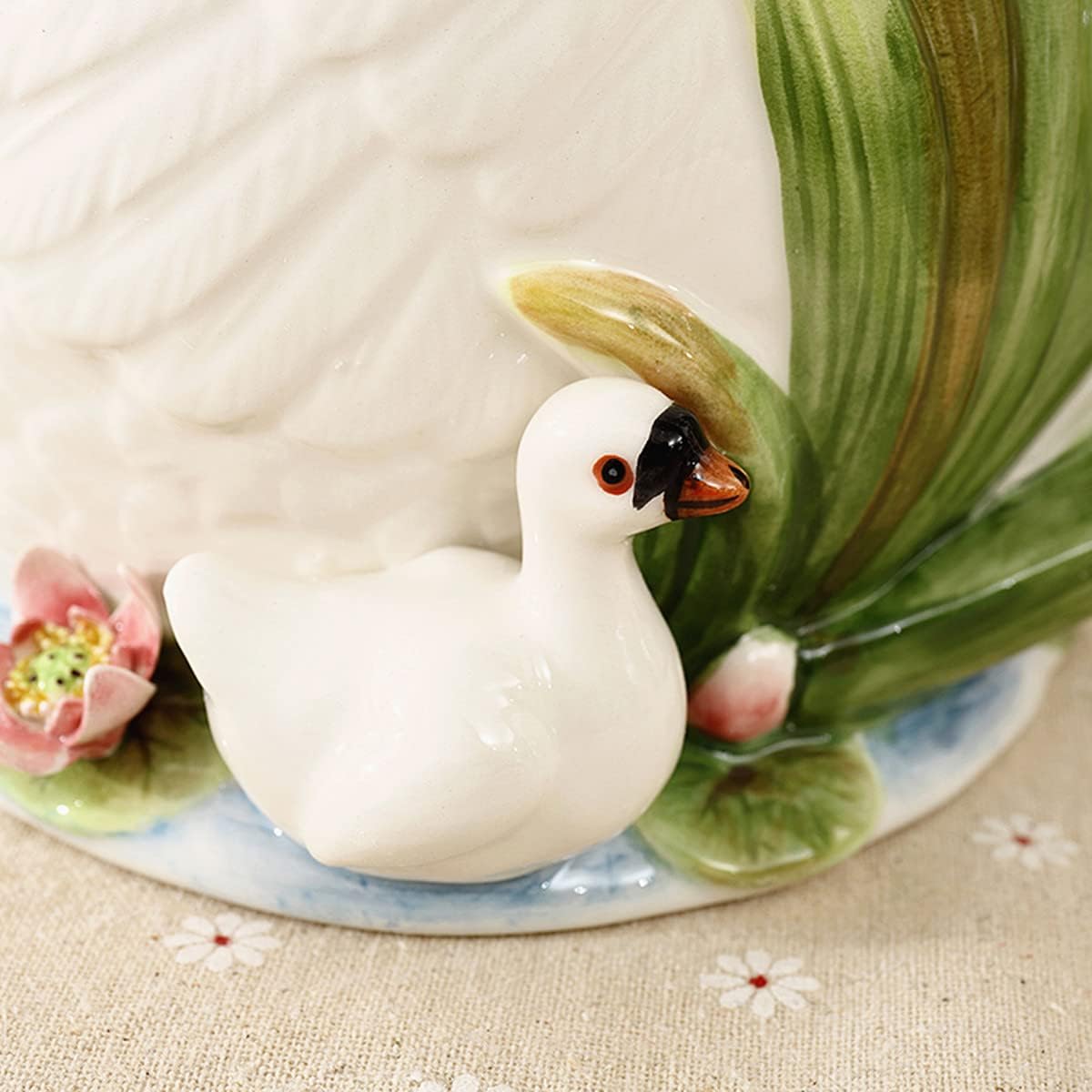 FORLONG Jarra de cerámica para agua, diseño de cisne blanco pintado a mano, soporte para ramo de decoración del hogar, 8 pulgadas de alto