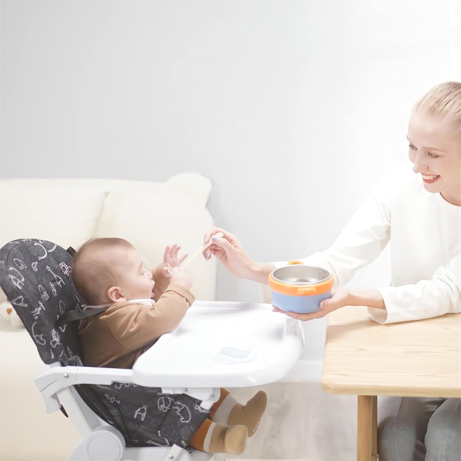 Pamo Babe Silla alta para niños pequeños Silla de altura ajustable Silla de alimentación para bebés (negro)