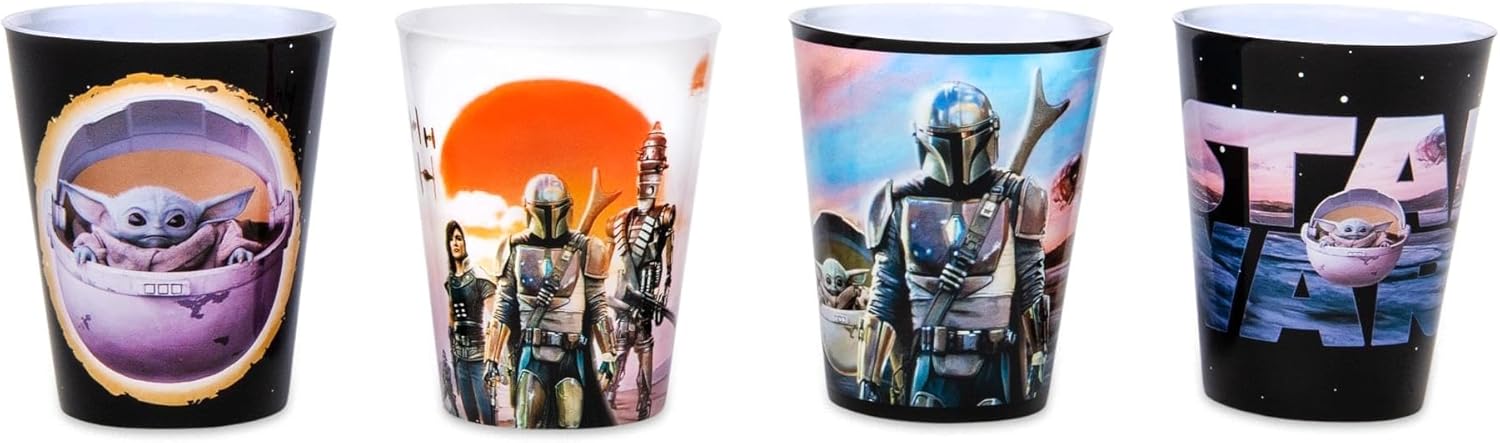 STAR WARS The Mandalorian – Mini tazas de plástico de 1.5 onzas  Juego de 4