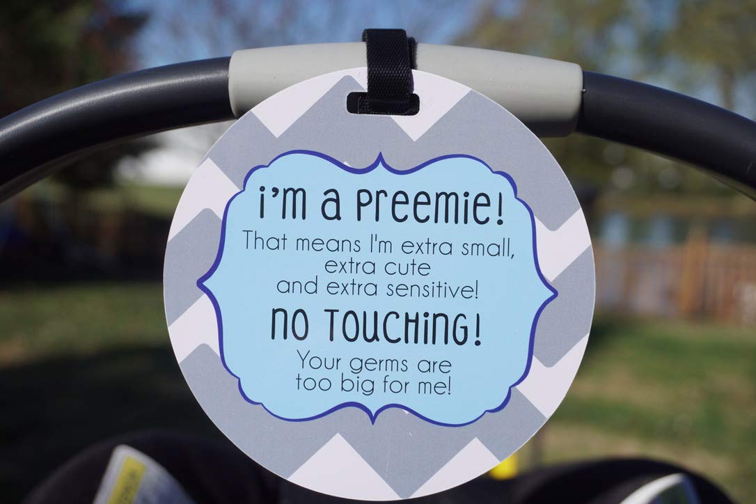 Three Little Tots Paquete de dos señales de regalo para asiento de coche y cochecito de bebé Blue Boy Preemie sin tocar – Seguridad probada por CPSIA