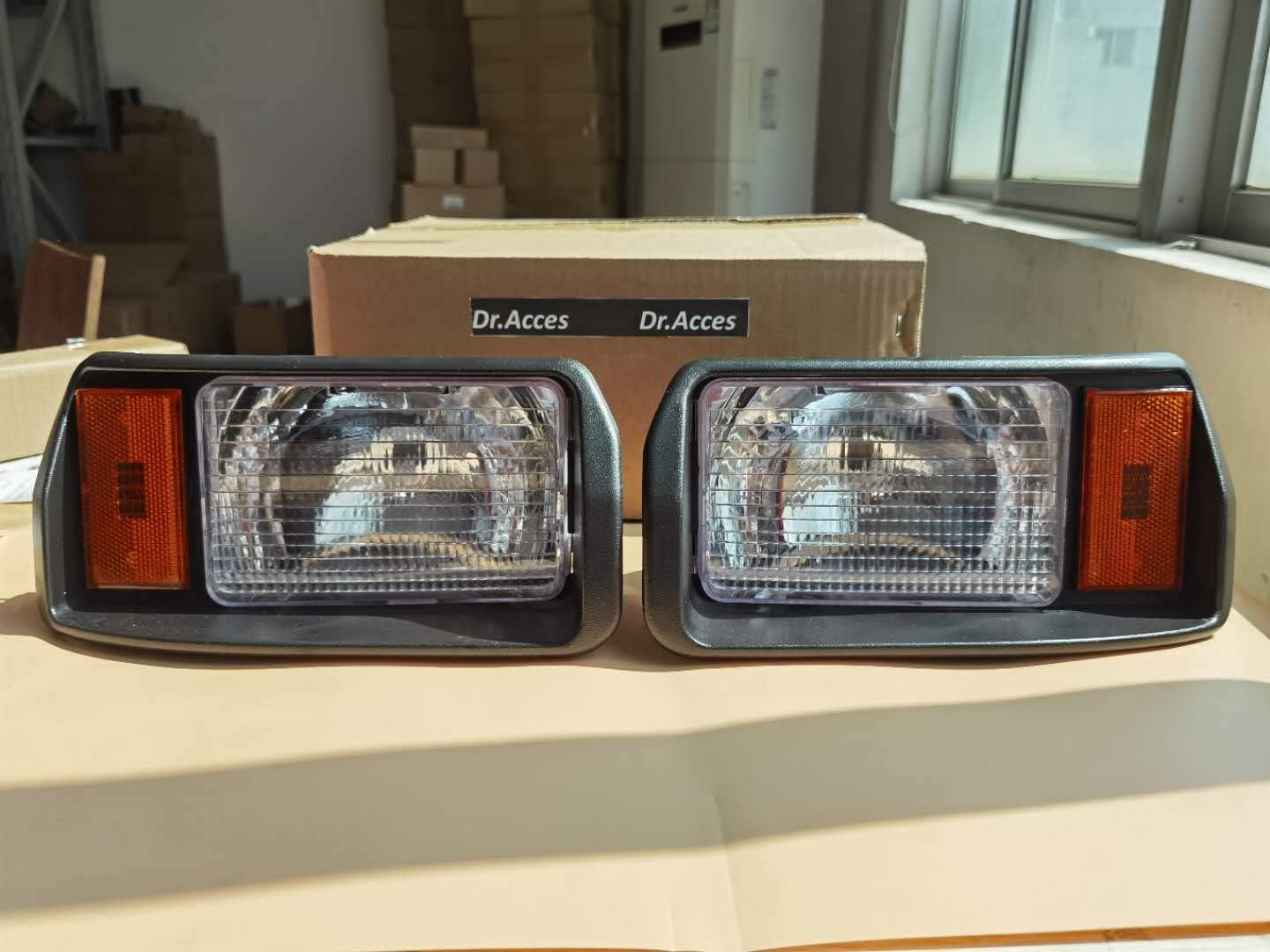 Dr.Acces Faros delanteros para carrito de golf  Club Car Light  Club Car DS OEM Style Faro para DS PN # 101988002 101988001 (Traje (lado izquierdo y