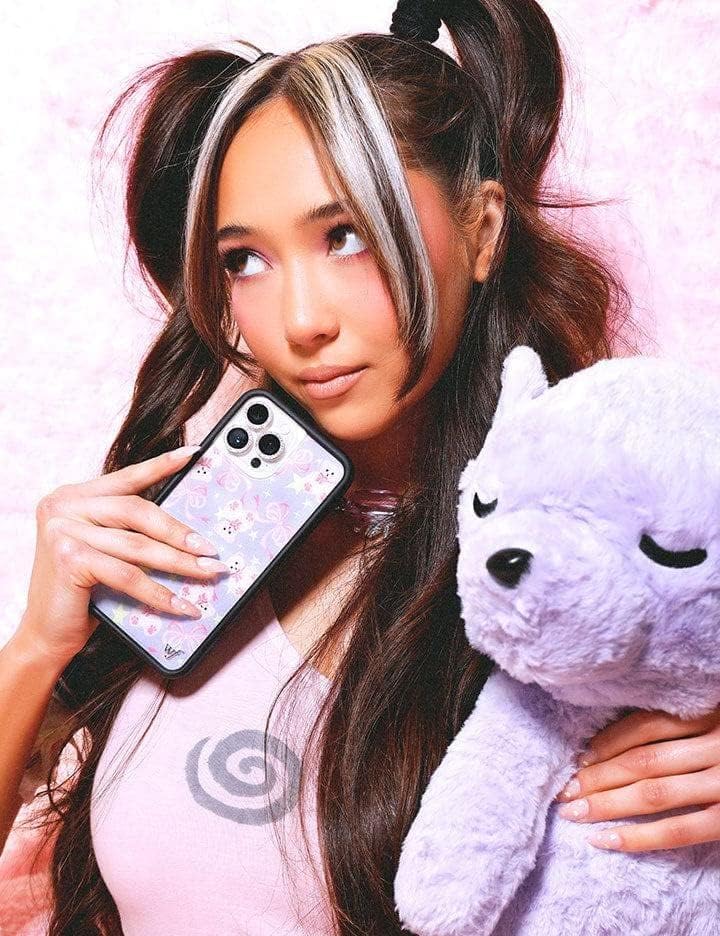 Wildflower Fundas – Funda Bear-y Bow Dream para iPhone 14 Pro
