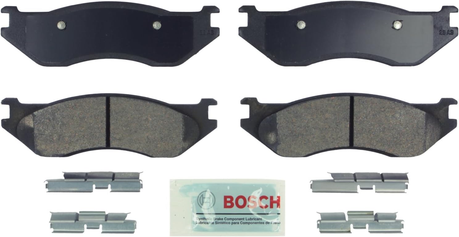 BOSCH BE966H – Juego de pastillas de freno de disco semimetálicas azules con herrajes, compatible con Dodge Durango, Ram 1500 Van delantero