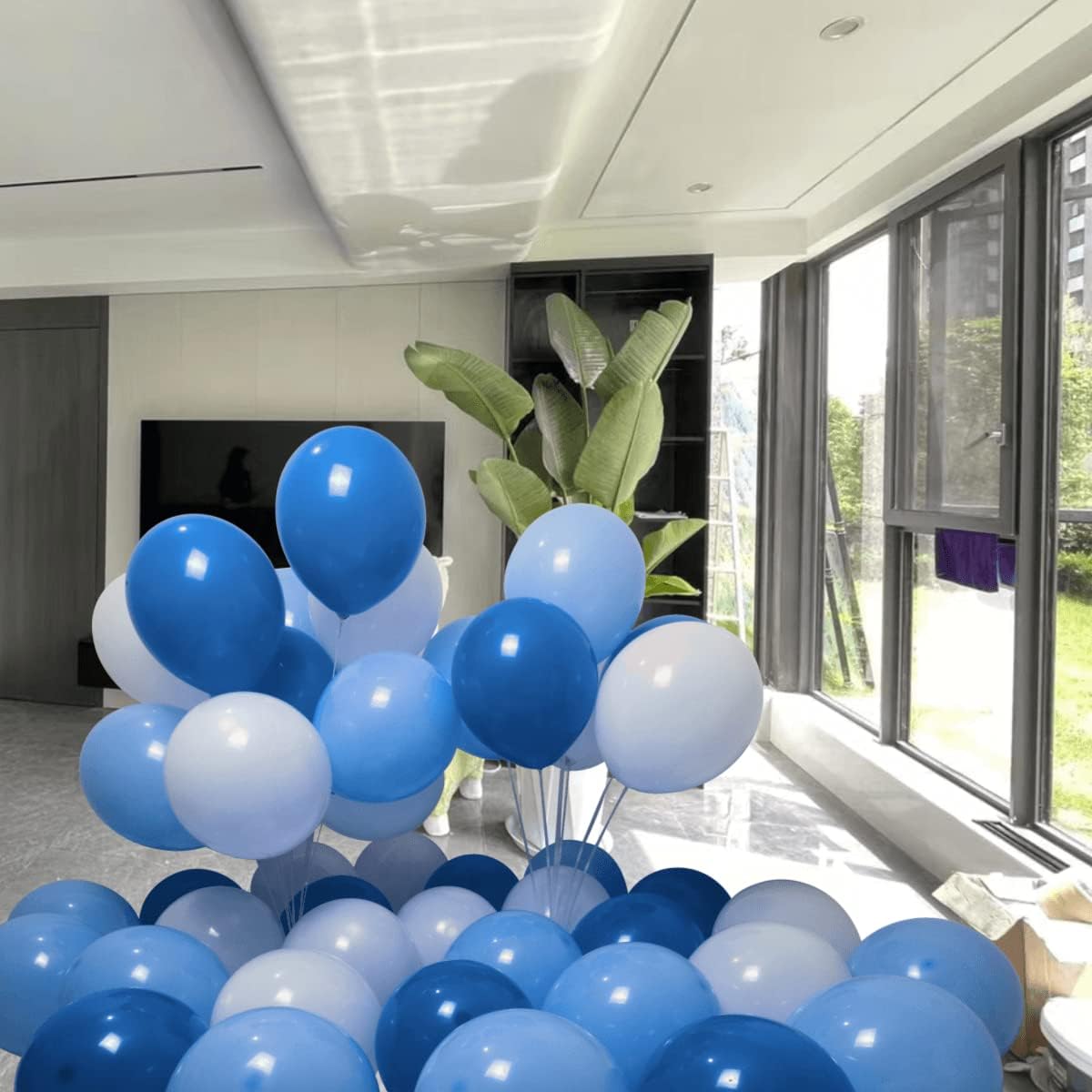Paquete de 300 globos azules y blancos, globos de látex blanco azul claro de 12 pulgadas, 100 de cada color, suministros de decoración de globos de