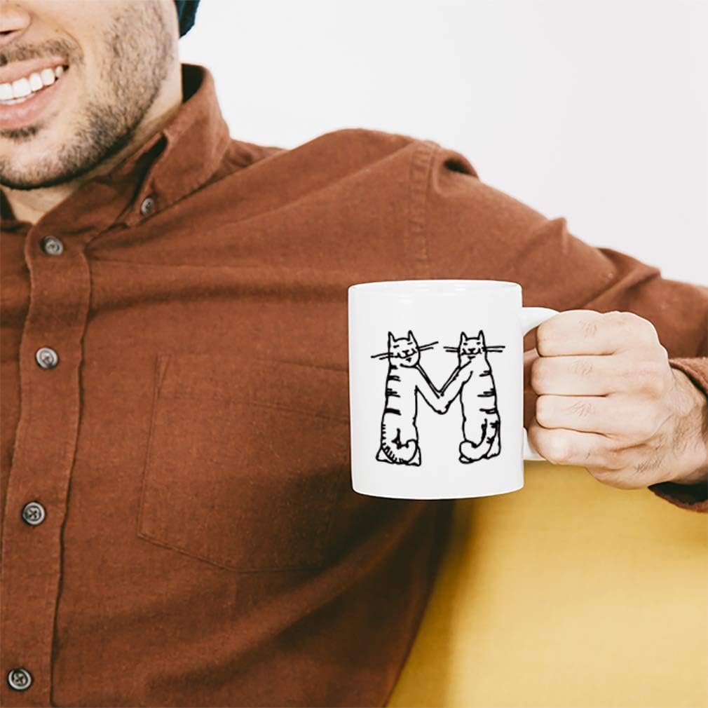 M Cats – Taza de cerámica personalizada con monograma inicial con letra M, 11 onzas