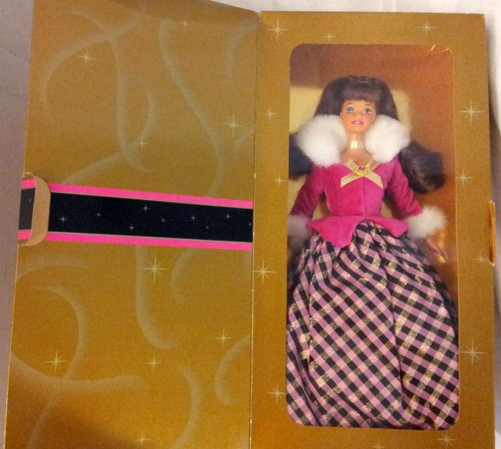 Mattel Winter Rhapsody Barbie #2 Edición Especial (Avon)