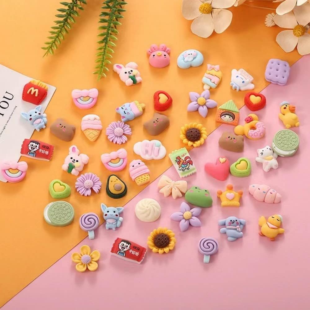 Juego de 50 dijes de resina de flores de animales, 50 piezas de cuentas de resina de dibujos animados con parte trasera plana para accesorios de