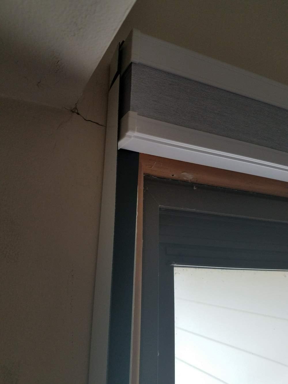 Bloqueador de huecos de luz para persianas celulares y ventanas. Eficaz para bloquear la luz a lo largo de los bordes de tus persianas opacas (90