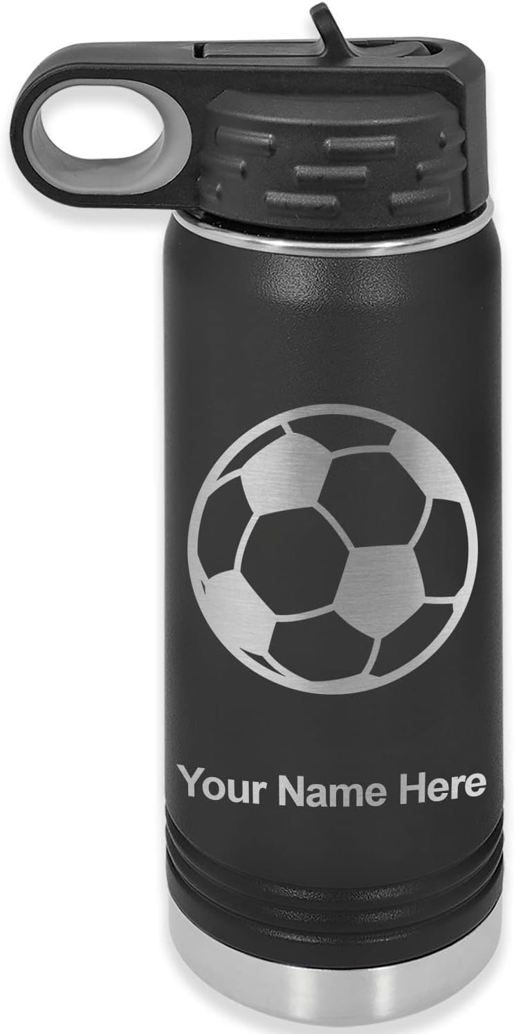 LaserGram Botella de agua con tapa abatible de doble pared de 20 onzas con pajilla, pelota de fútbol, grabado personalizado incluido (negro)