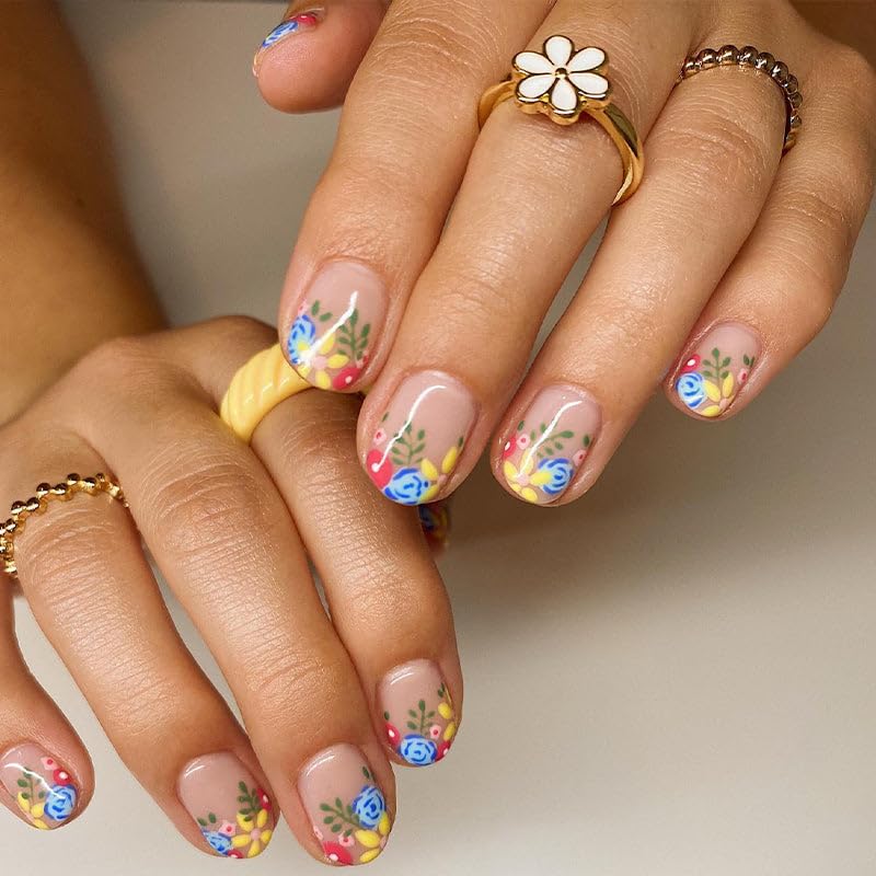 BettyCora – Uñas postizas cuadradas cortas a presión, 24 puntas de uñas con pegamento para uñas, uñas de flores amarillas