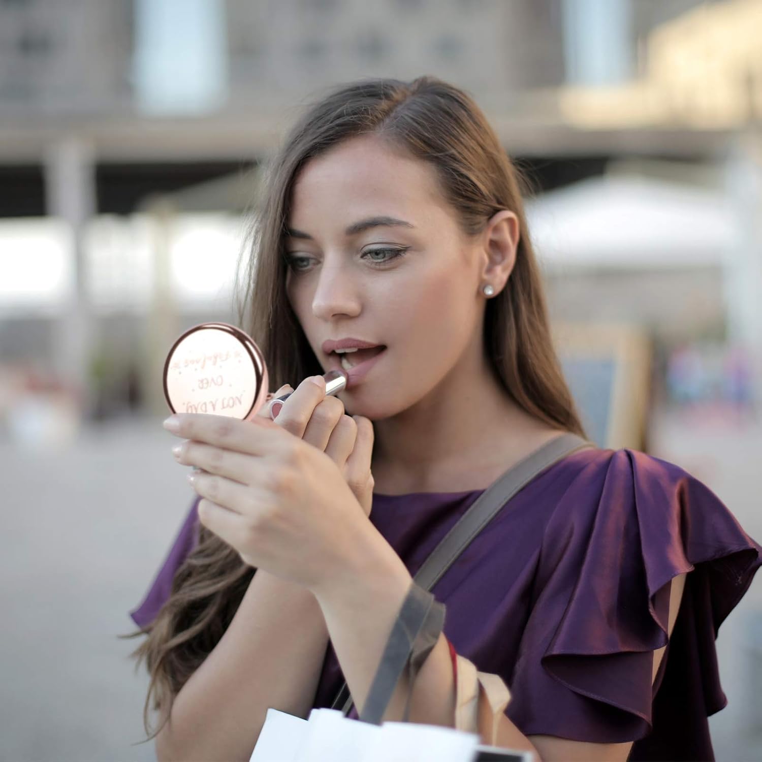 ZOORON Regalos divertidos para mujeres I ‘Not a Day Over Fabulous’ espejo compacto de oro rosa I divertidas ideas de regalos para mujeres para