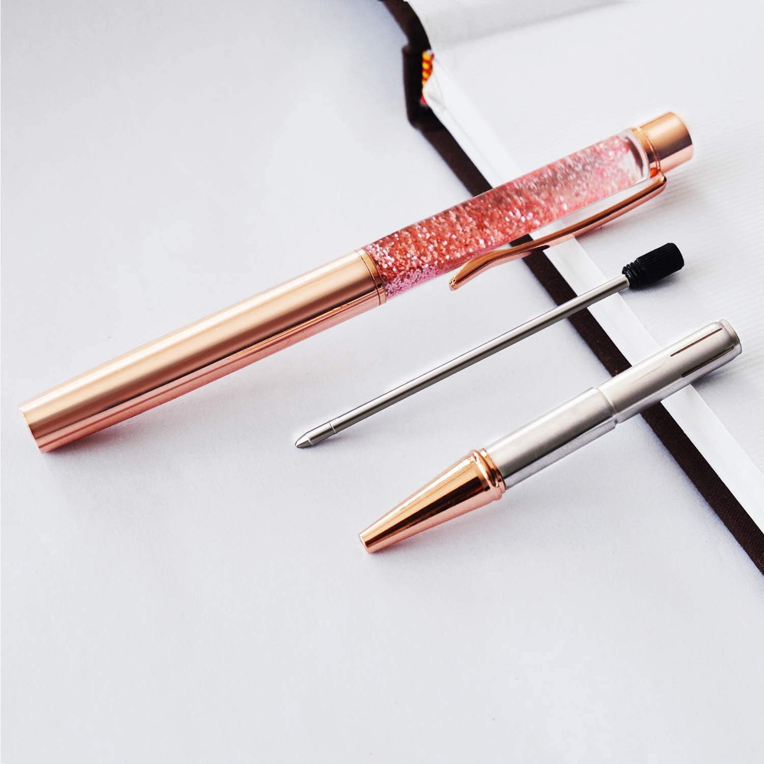 ZZTX 10 bolígrafos de oro rosa, bolígrafo de metal brillante dinámico de arena líquida con recambios, tinta negra, suministros de oficina,