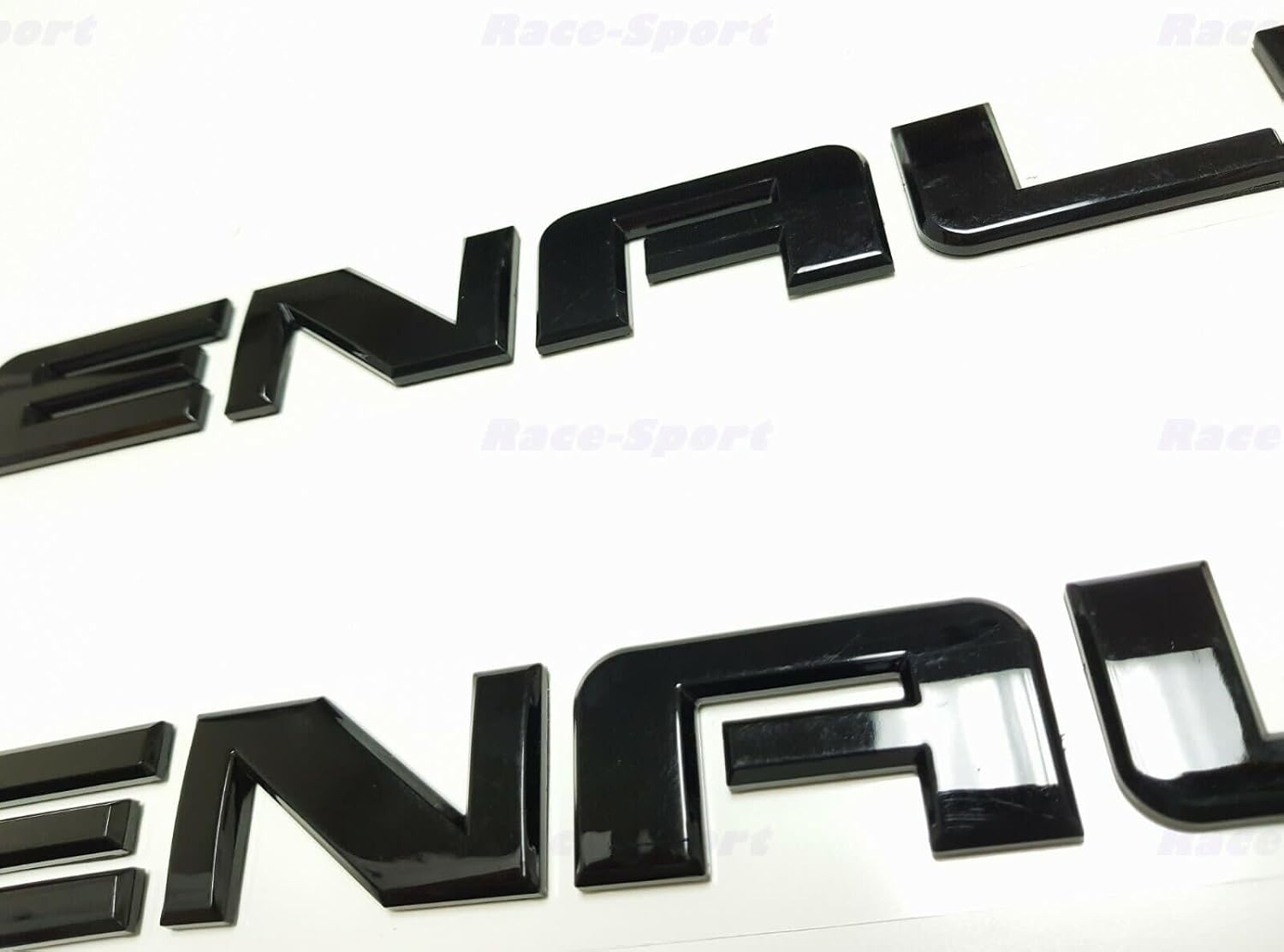 Denali – 2 emblemas de repuesto en 3D para puerta lateral y puerta trasera para puerta trasera (color negro brillante)