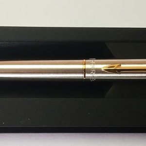 Parker Classic GT Gold Trim Ball Pen Black Ink Medium Point Parker Classic GT Gold Trim Ball Pen Black Ink Medium Point