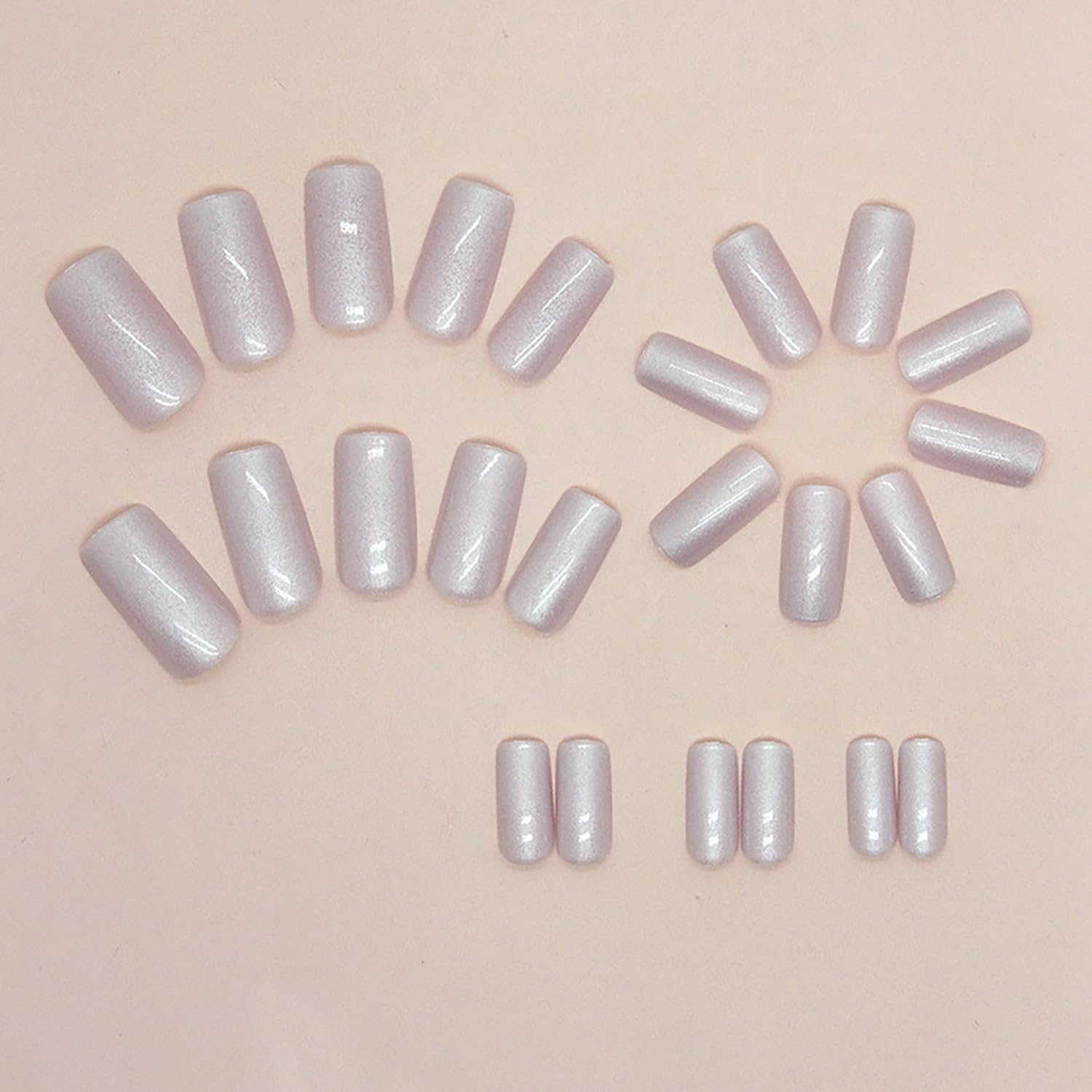 Uñas postizas SWEKKE cuadradas medianas con pegamento de uñas blancas brillantes con pegamento de uñas Aurora blanco brillante, uñas acrílicas,
