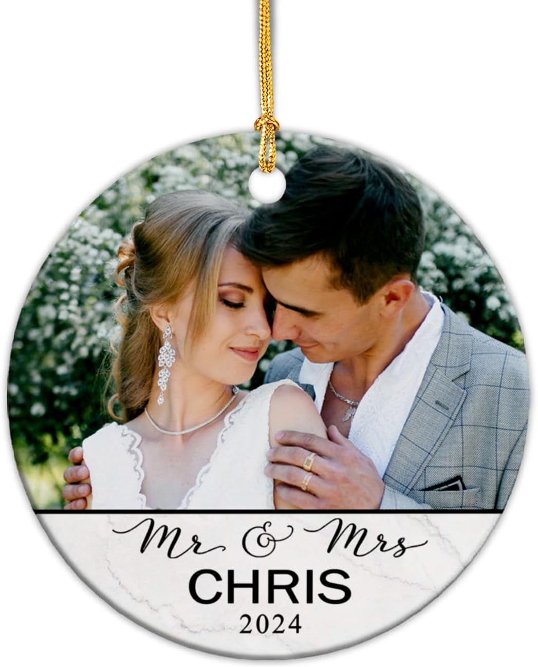 Adorno de cerámica personalizable con texto en inglés Our First Christmas Together As Mr and Mrs 2023, adorno personalizado para parejas recién