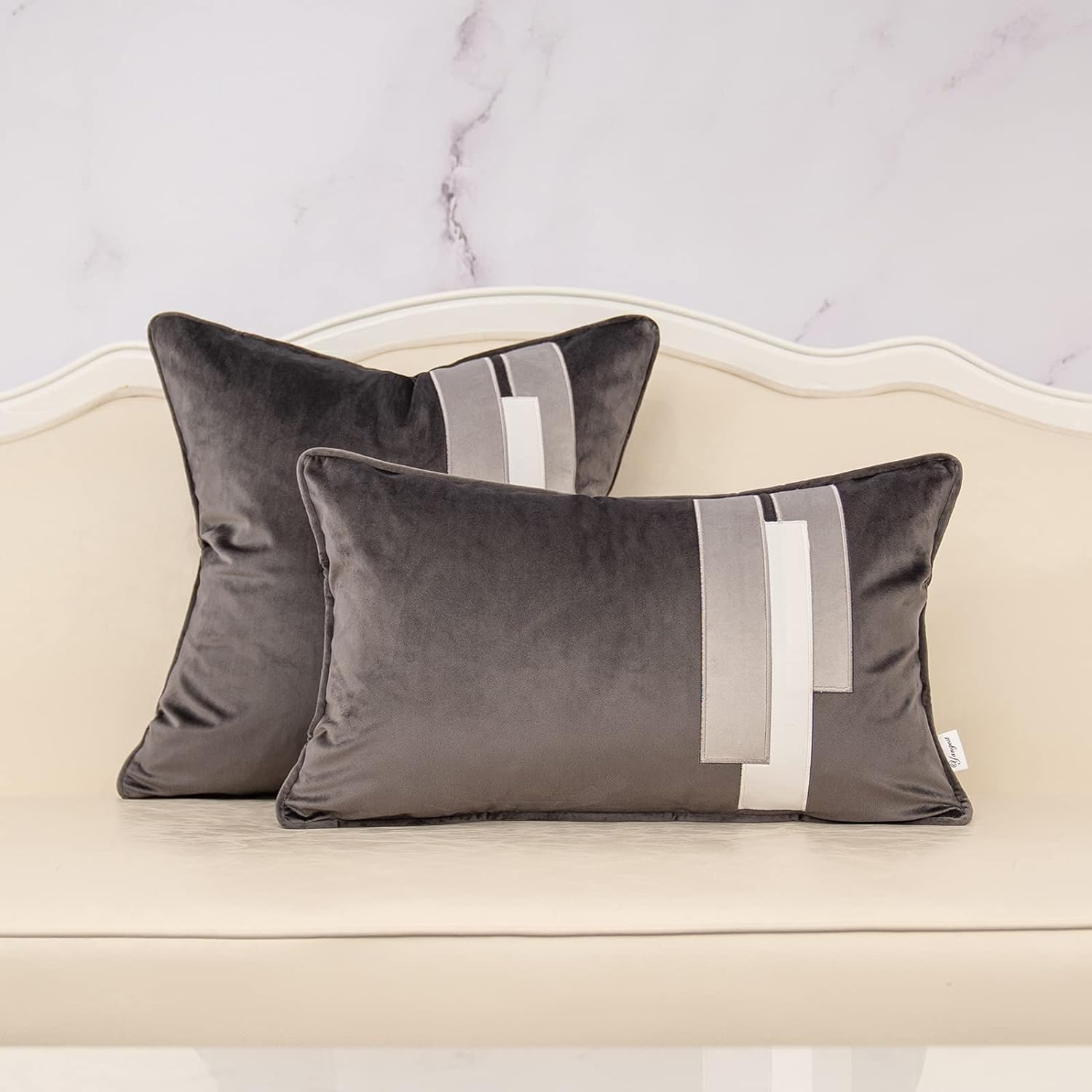 Yangest Funda de almohada decorativa de terciopelo gris oscuro, funda de cojín moderna de 20 x 20 pulgadas para sofá, dormitorio, sala de estar,