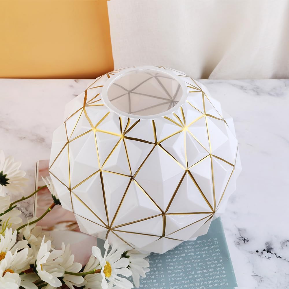 Florero de cristal dorado con diseño de rombos en un bonito florero de flores blancas para estantería, mesa de comedor, sala de reuniones, baño,