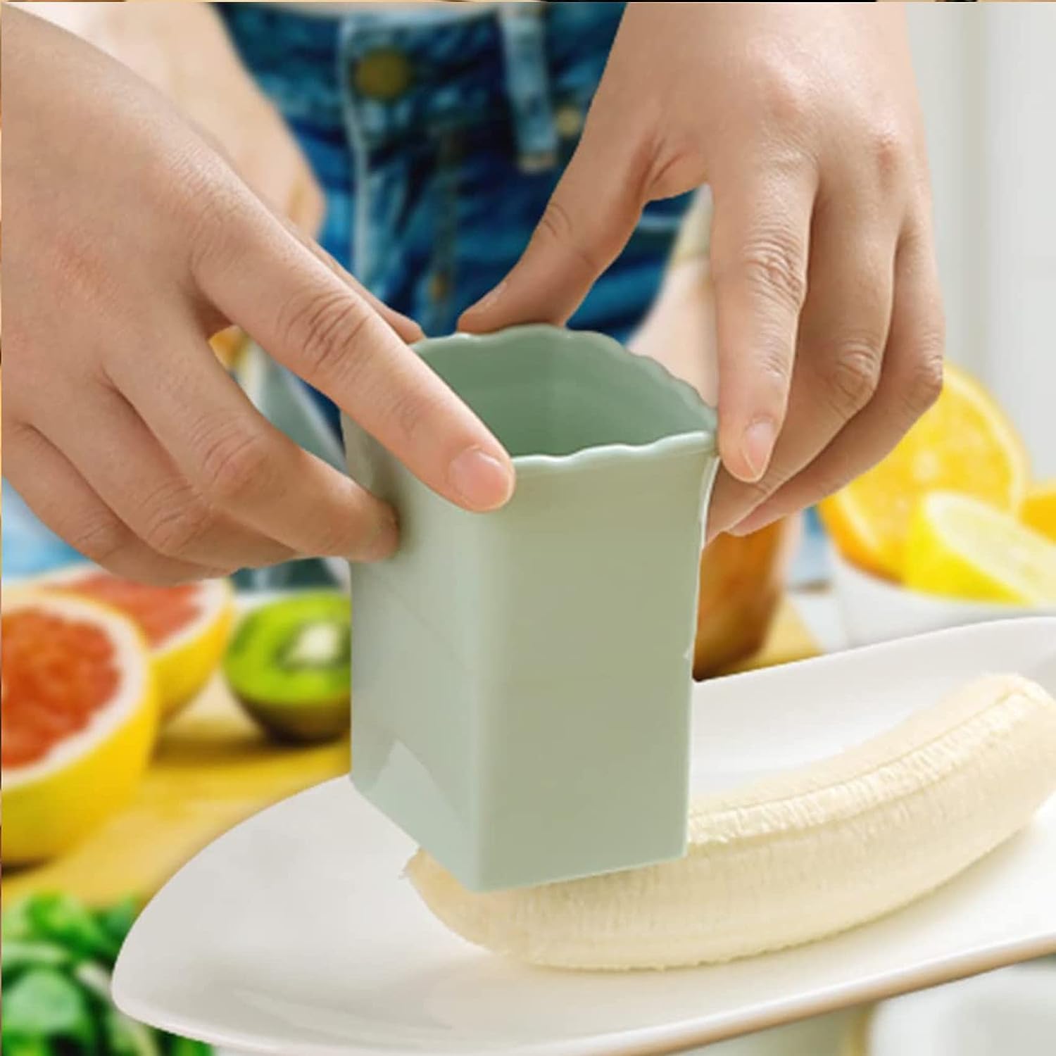 Cortador de tazas – NUEVO Cortador de huevos de taza de fruta, cortador de fresas de plátano de acero inoxidable, fabricación rápida de frutas