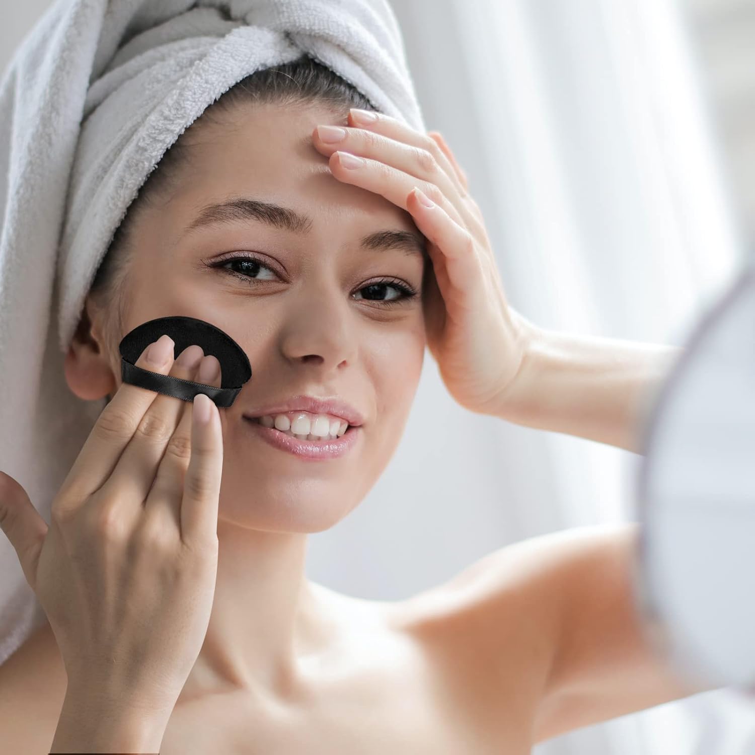 16 piezas de soplos de polvo triangulares, soplo de maquillaje de cara para el cuerpo polvo suelto herramienta de maquillaje de belleza negro