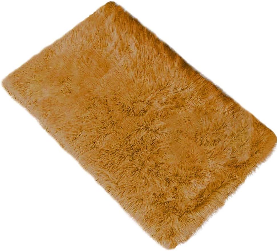 Scceatti Alfombra de baño lavable de 35 x 24 pulgadas, alfombra de baño dorada de lana de oveja sintética, antideslizante, alfombra lanuda para