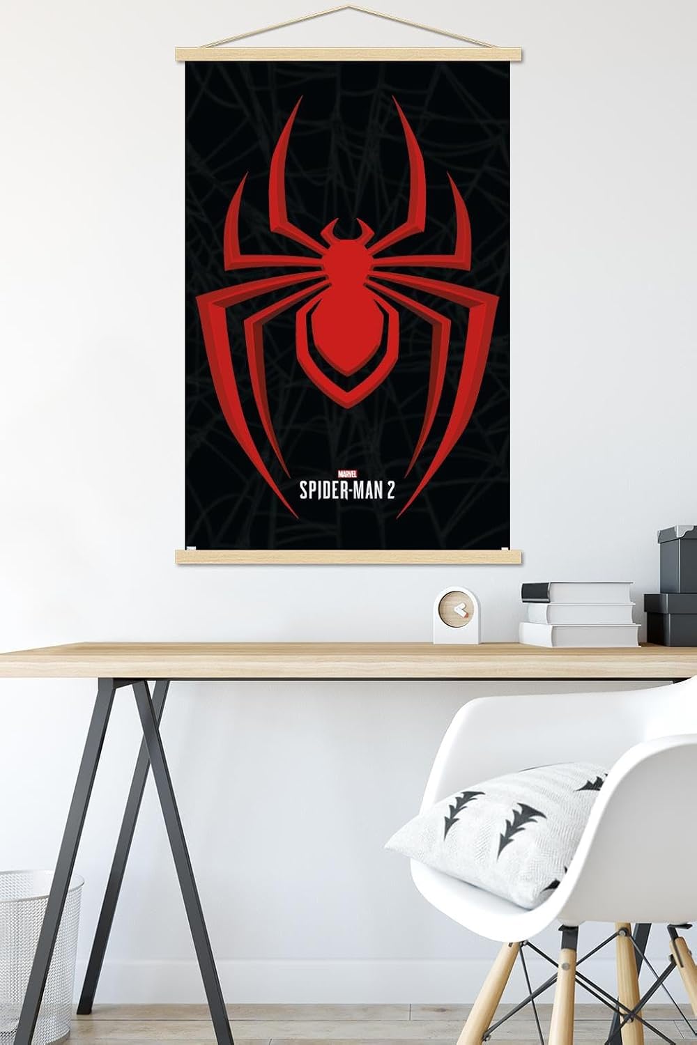 Trends International Marvel’s Spider-Man 2 – Póster de pared con marco magnético Miles Morales
