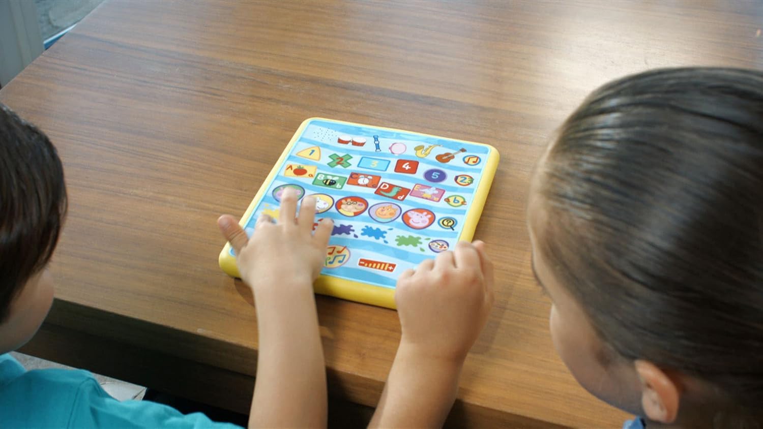 Peppa Pig PP04 Peppa’s Smart Tablet Toy para niños, multiaprendizaje interactivo y desarrollo infantil, colores, números y reconocimiento de letras