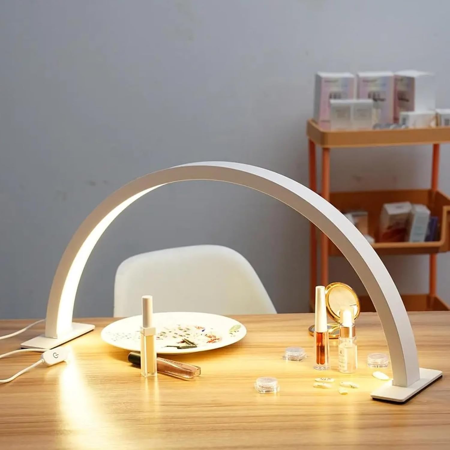 Luz de media luna, luz de pestañas para escritorio de uñas, lámpara LED de luna con tecnología de pestañas, luces de maquillaje para artistas de