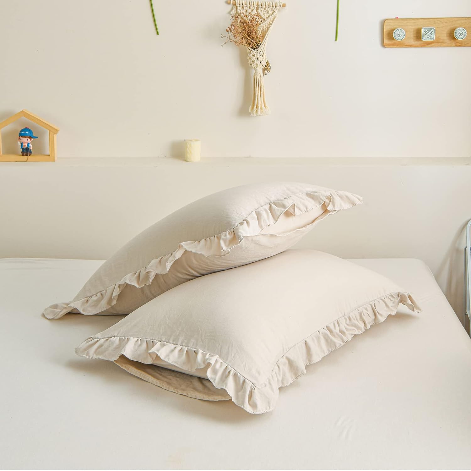 Juego de 2 fundas de almohada beige con volantes, color beige, gris, estándar, queen, juego de 2 fundas de almohada Shabby Chic (Queen (20 x 30