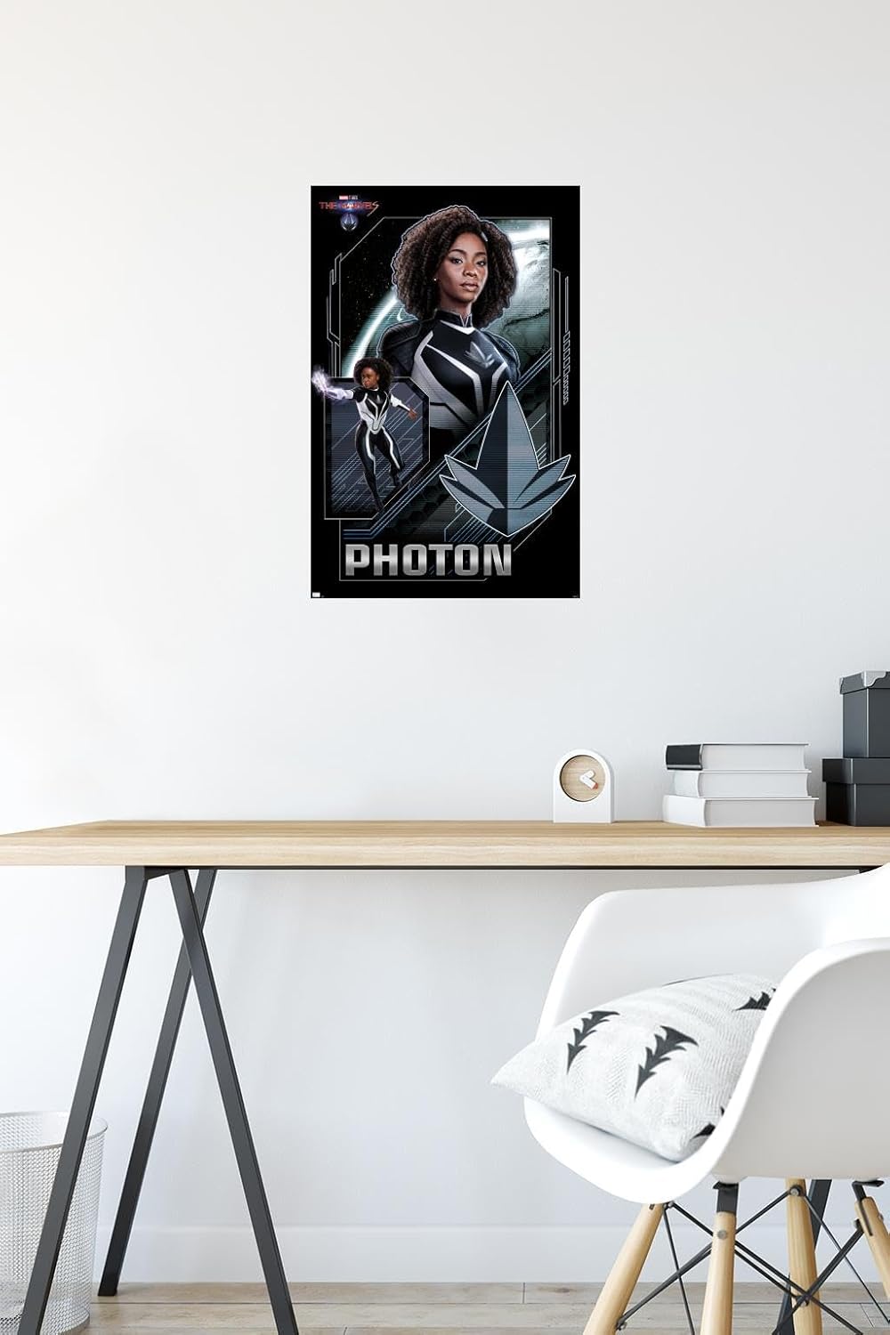 Trends International Marvel The Marvels – Póster de pared con fotones, 14.72 x 22.37 pulgadas, versión premium sin marco