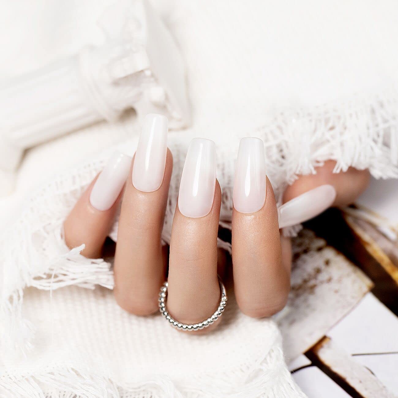 RARJSM Base de goma blanca lechosa, gel constructor de extensiones de gel blanco suave, esmalte de uñas de gel de capa base, 0.5 onzas líquidas,