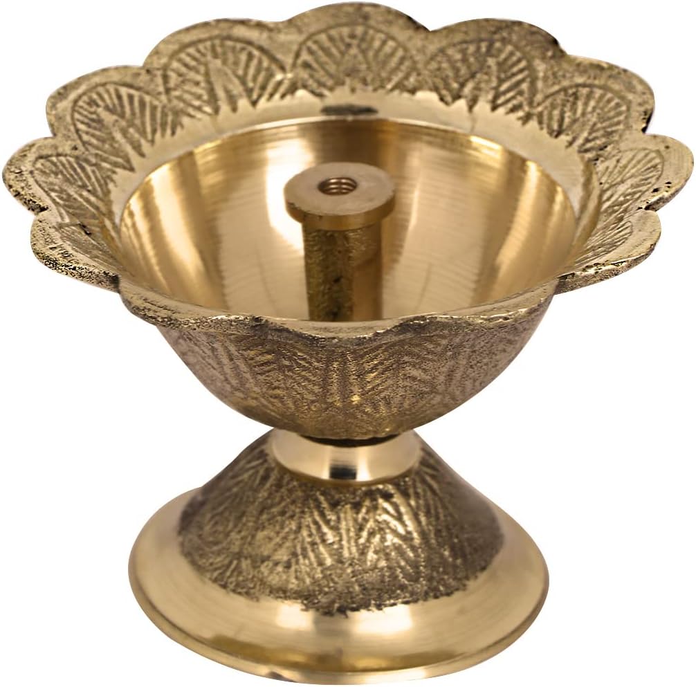 SATVIK – 1 pieza de latón en forma de flor Diya diseño grabado Devdas Metal Akhand Dia Festival Diwali Puja Pooja Mandir Home Temple Oil Lamp con